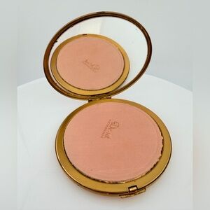 Vintage Dorset 5th avenue powder compact. Enamel etched flowers compact